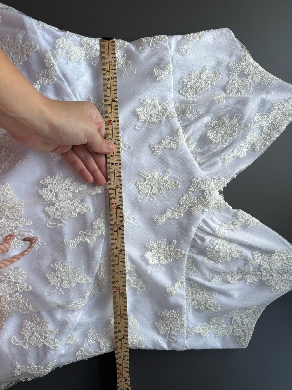 New Storia Lace Handkerchief Hem Midi Dress- Large - Picture 12 of 13